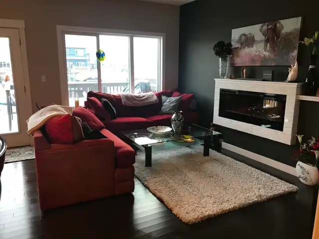 Modern 3-Bedroom Duplex w/ Double Garage in Keswick (Windermere) - Photo 7