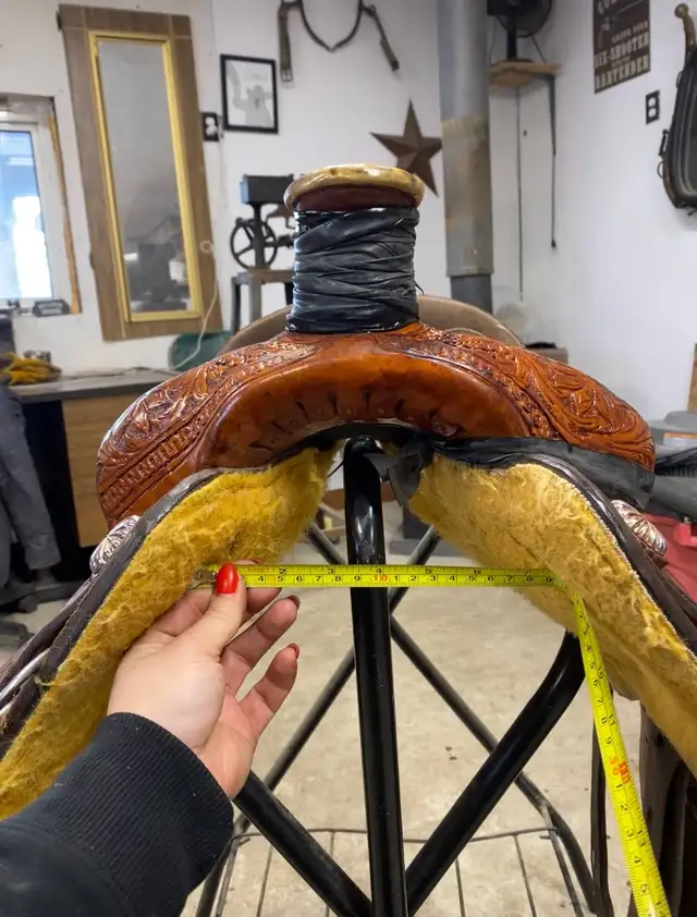 13.5 inch saddle - Photo 5