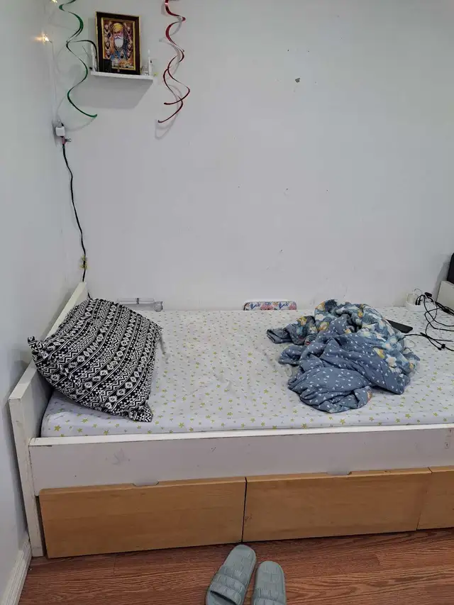 Private Room  For  Girl