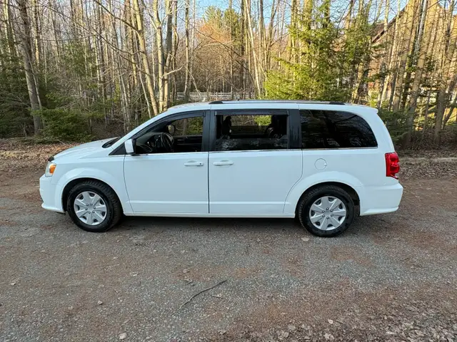 2020 Dodge Grand Caravan SXT Premium Plus GARANTIE PROLONGÉ INC - Photo 3