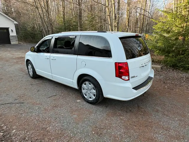 2020 Dodge Grand Caravan SXT Premium Plus GARANTIE PROLONGÉ INC - Photo 6