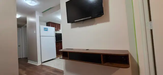 PRIME LOCATION! ✨ FURNISHED 1-BED BASEMENT APARTMENT - Photo 9