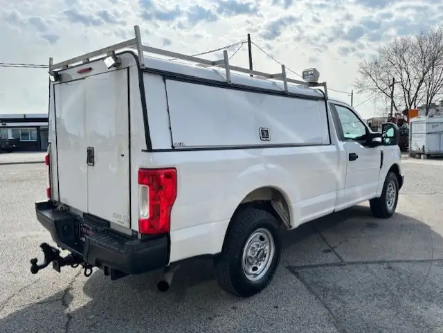 2017 Ford Super Duty F-250 SRW REGULAR CAB-LONG BOX-CAP-CARGO BE - Photo 6