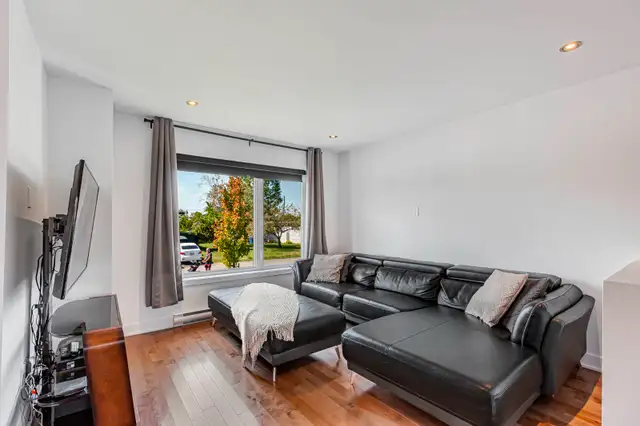 À louer – Maison moderne avec piscine à Saint-Philippe - Photo 3