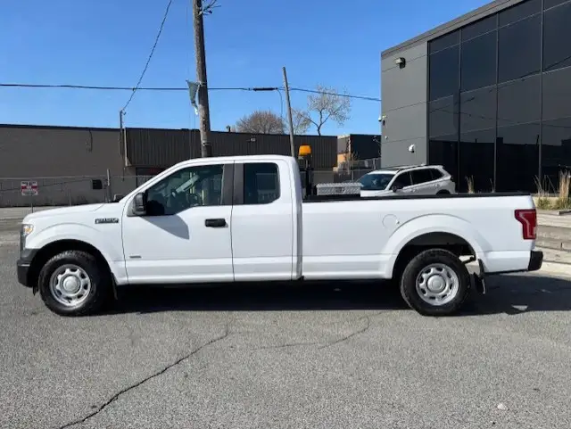 2016 Ford F-150 ONLY 30KM-1 OWNER- SUPERCAB-2.7L V6 ECOBOOST! - Photo 2