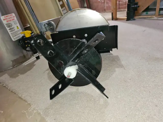 Jacketed Stainless Steel Tank for Soap/Cosmetics/Candles - Photo 3