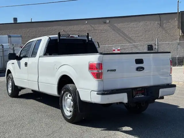 2013 Ford F-150 V8 LONG BOX-HEAVY PAYLOAD PKG- 136KM-1 OWNER! - Photo 4