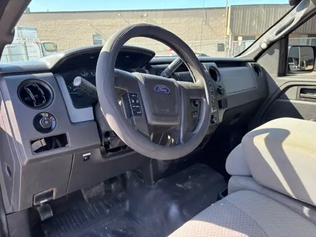 2013 Ford F-150 V8 LONG BOX-HEAVY PAYLOAD PKG- 136KM-1 OWNER! - Photo 12