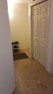 2 bedroom 2 bathroom condo for rent in University Plaza - Photo 5