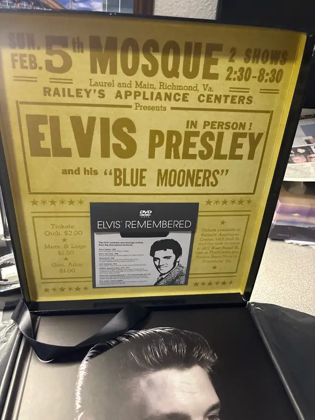 Elvis Presley - Photo 4
