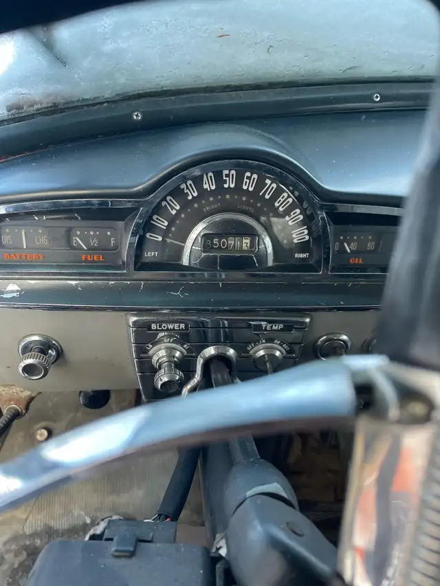 Pontiac Chieftain - Photo 6