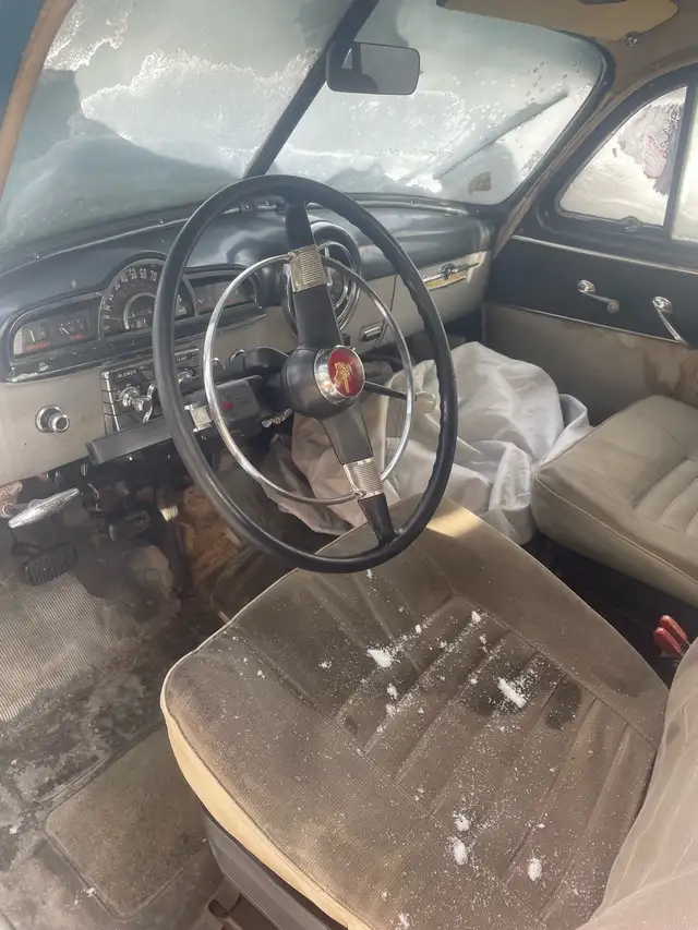 Pontiac Chieftain - Photo 8