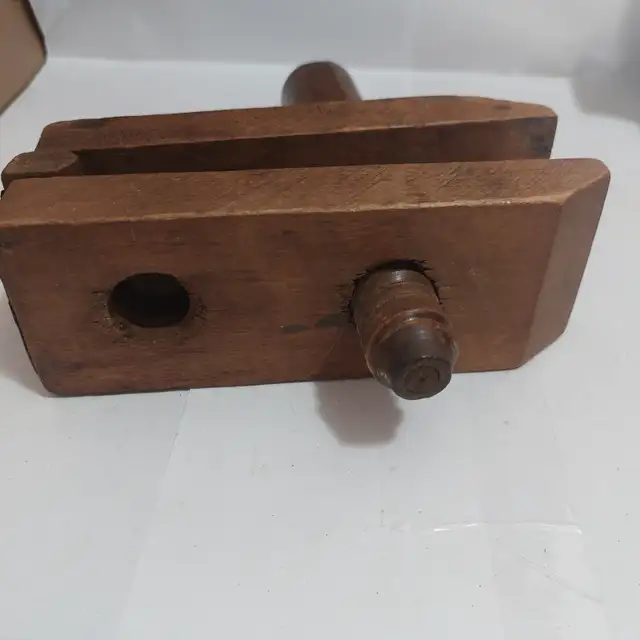 Primitive Handscrew Clamp - Photo 3