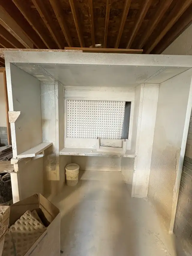 10x10 & 5x5 Open Spray Booth - Photo 3