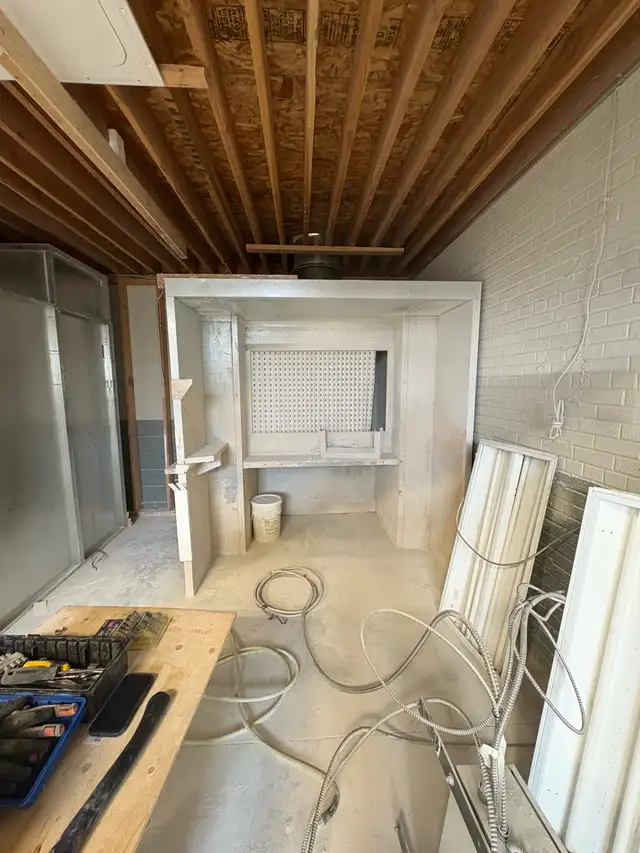 10x10 & 5x5 Open Spray Booth - Photo 4
