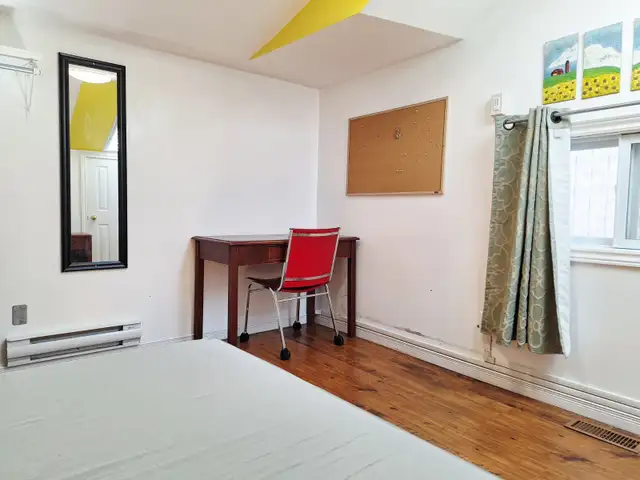 May 1-Sunny Rm All Inclusive-Near Terminal-Short or Long Lease - Photo 3