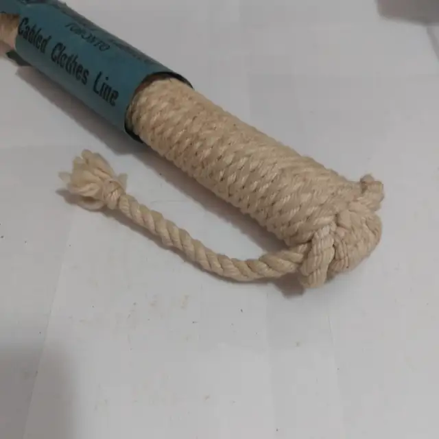 Vintage clothes line - Photo 3