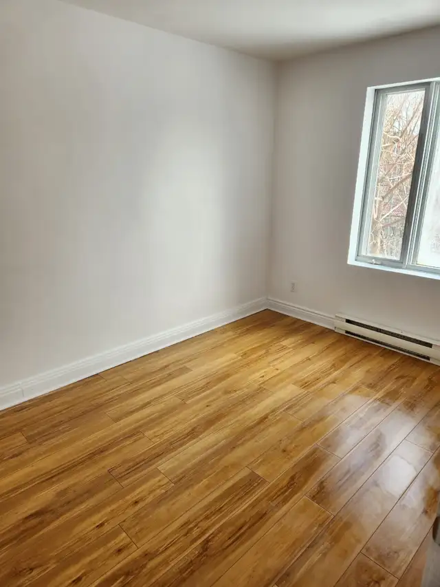 Spacieux 5 1/2 – près du metro plamondon - Photo 2