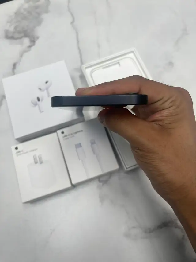 iPhone 12 64gb No Face ID Airpods Pkg/Delivery - Photo 4