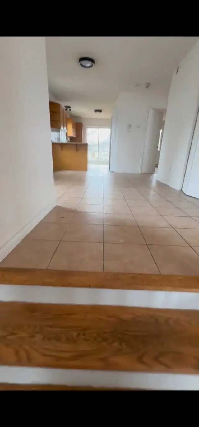 Grand et beau 4½ à louer