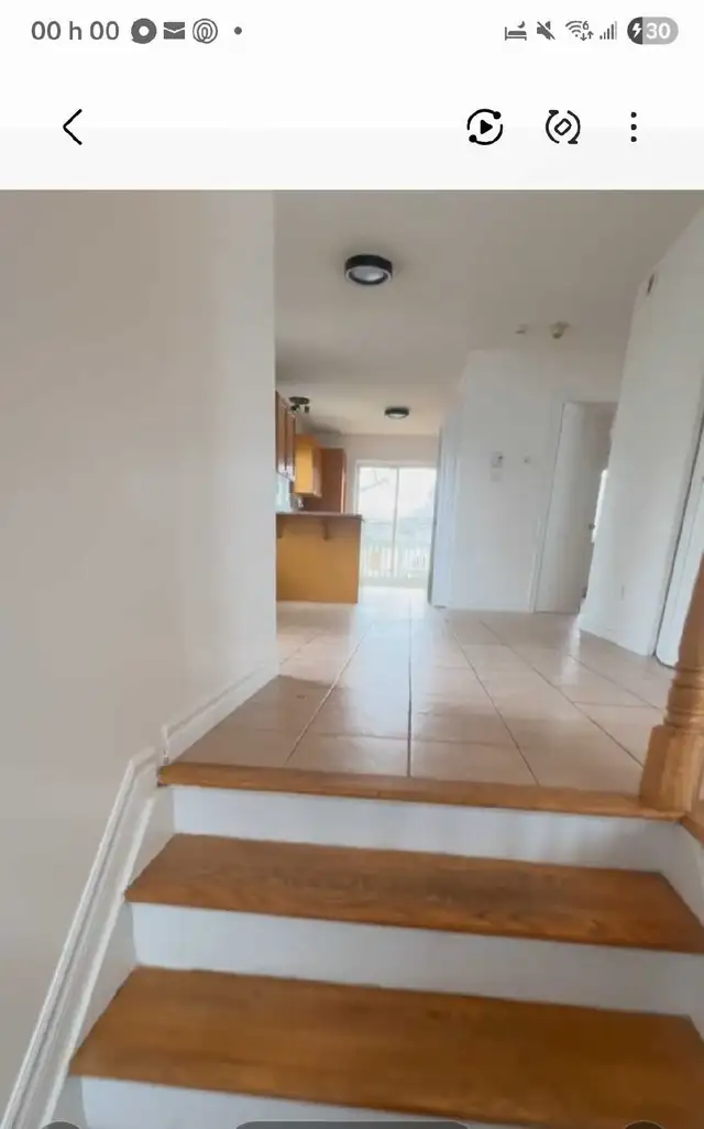 Grand et beau 4½ à louer - Photo 2