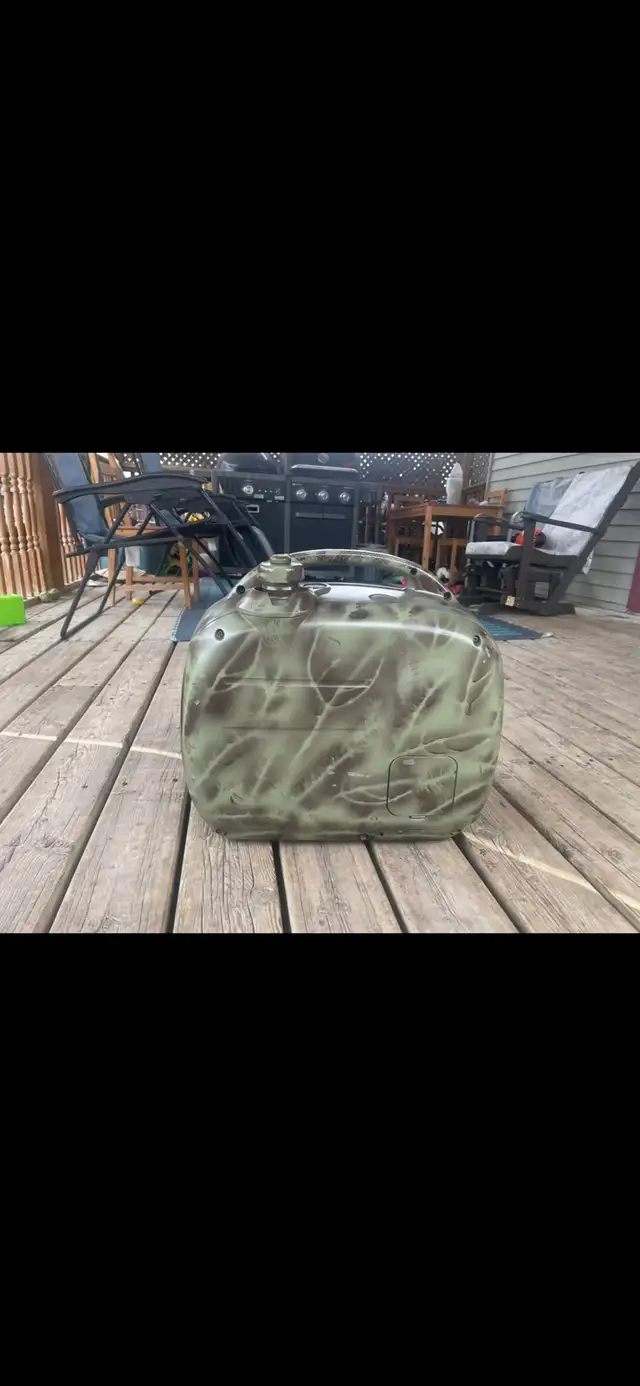 Yamaha 2000is inverter generator ultra quiet hunting/camping - Photo 6