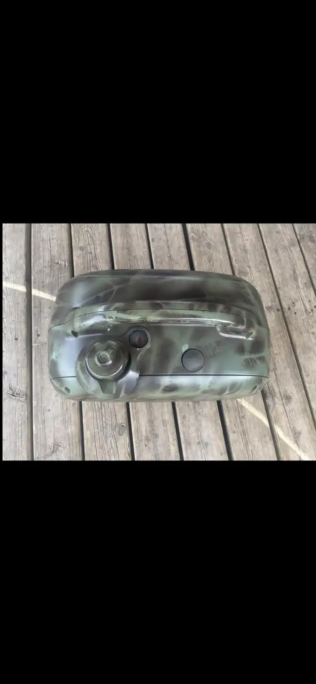 Yamaha 2000is inverter generator ultra quiet hunting/camping - Photo 7