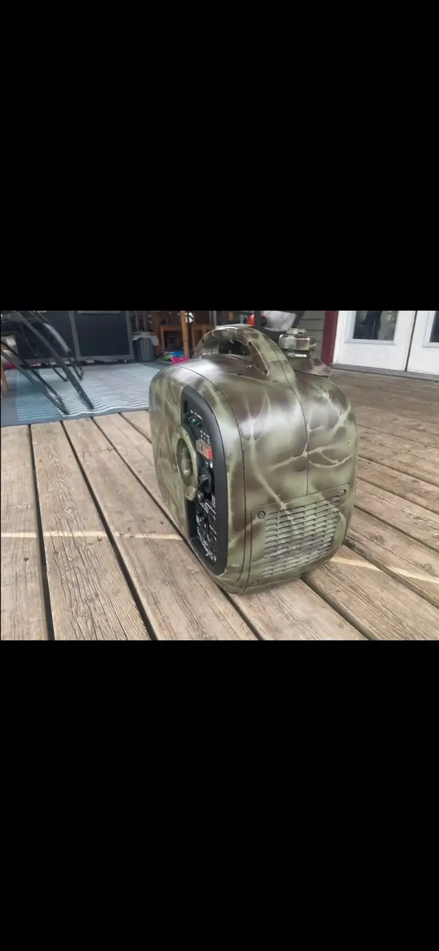 Yamaha 2000is inverter generator ultra quiet hunting/camping - Photo 9