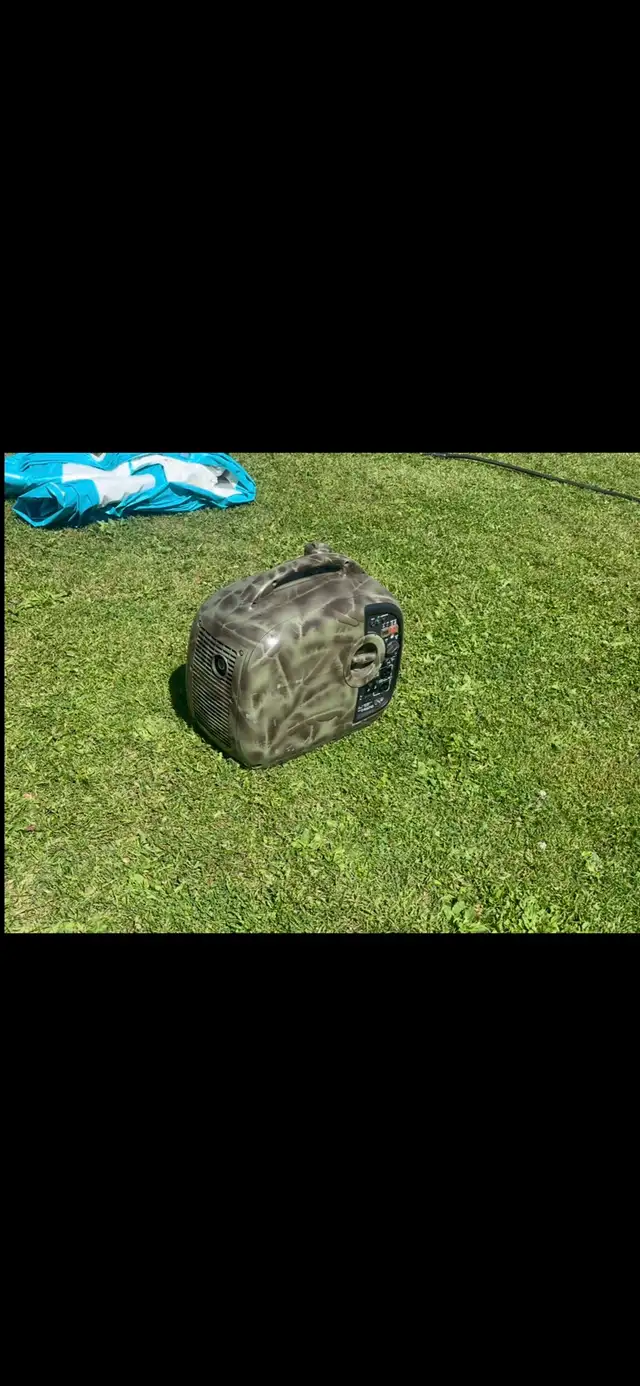 Yamaha 2000is inverter generator ultra quiet hunting/camping - Photo 10