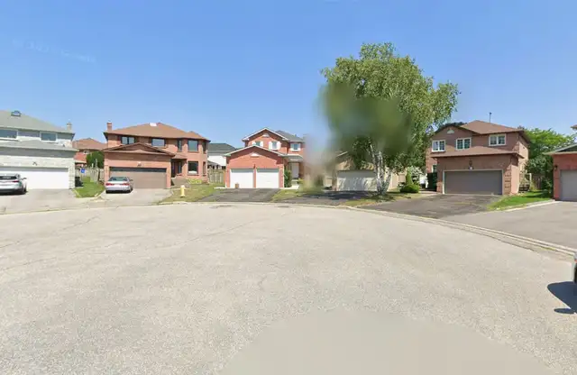 1 bedroom & 1 washroom For Rent  from June 1st