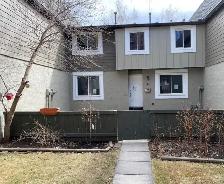 Room for Rent in Dalhousie, convenient location!