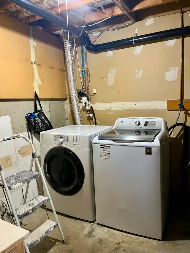 Room for Rent in Dalhousie, convenient location! - Photo 8