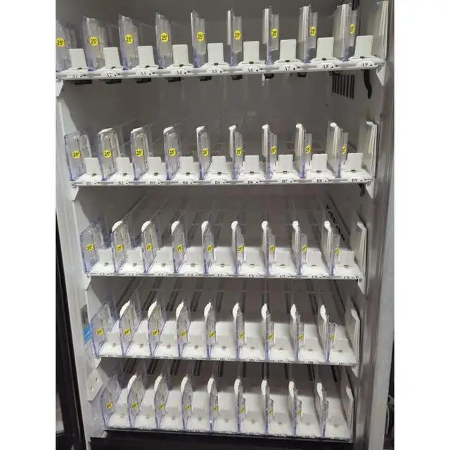 Dixie Narco DN5591 Commercial Vending Machine Pop, Water, Cans, - Photo 3