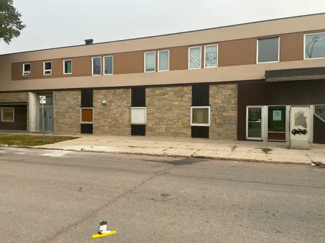 Office space for rent - Photo 2