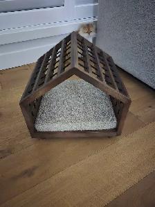 Cat Bed For Sale - Photo 2