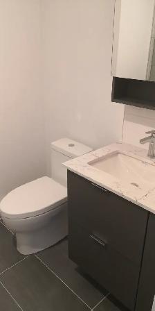 Quite and comfortable 3.5 conda to rent in GriffinTown - Photo 7