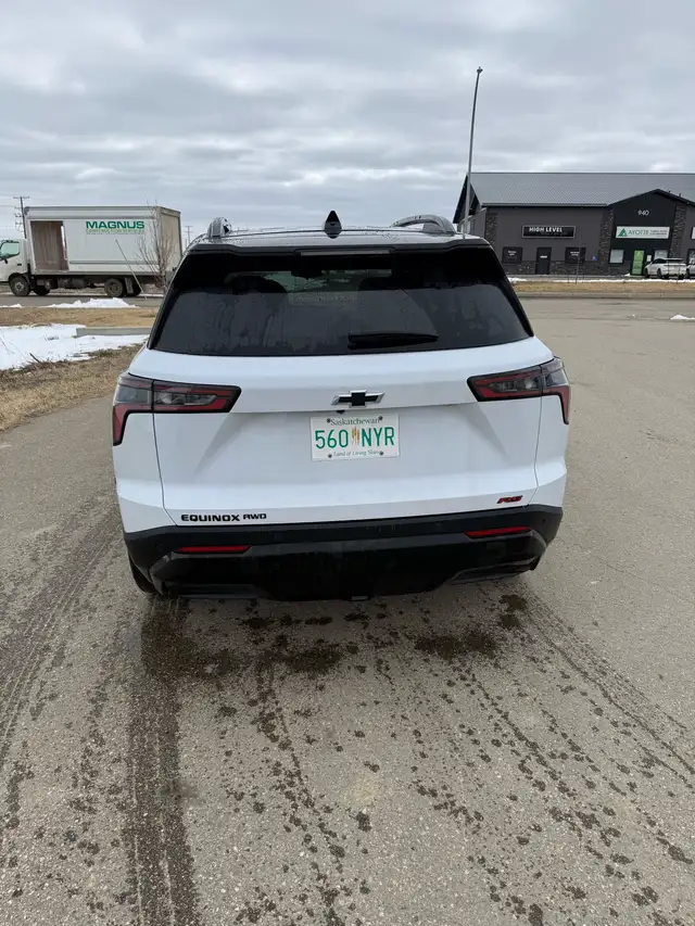 2026 Equinox RS - Photo 3