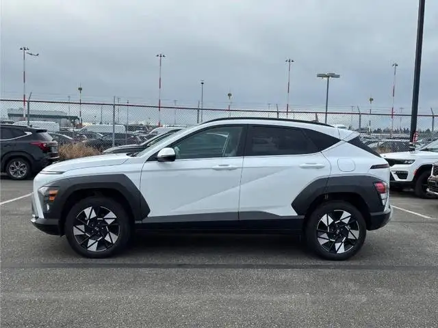 2025 Hyundai Kona 2.0L Preferred AWD Trend Pkg, CPO, Leather, Mo - Photo 8