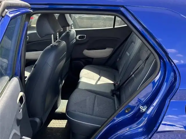 2025 Hyundai Venue Ultimate CPO, Moonroof, Heated Seats, Apple C - Photo 3