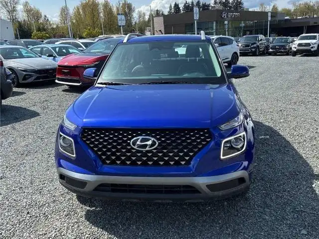 2025 Hyundai Venue Ultimate CPO, Moonroof, Heated Seats, Apple C - Photo 16