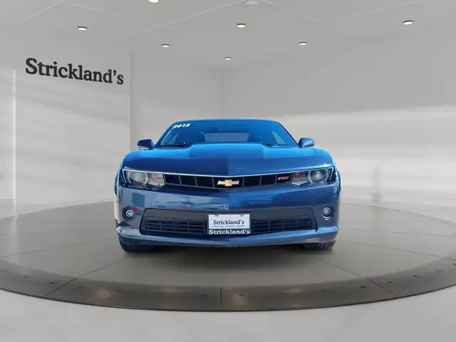 2015 Chevrolet Camaro Coupe 2LT - Photo 2