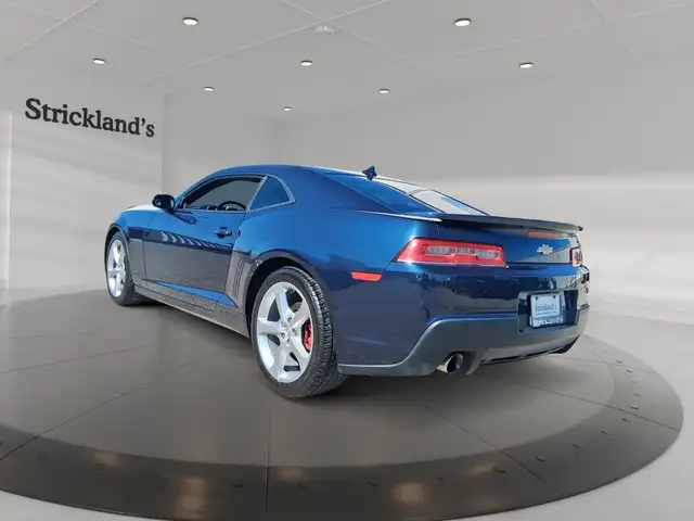 2015 Chevrolet Camaro Coupe 2LT - Photo 4