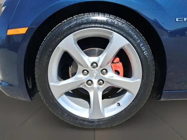 2015 Chevrolet Camaro Coupe 2LT - Photo 7