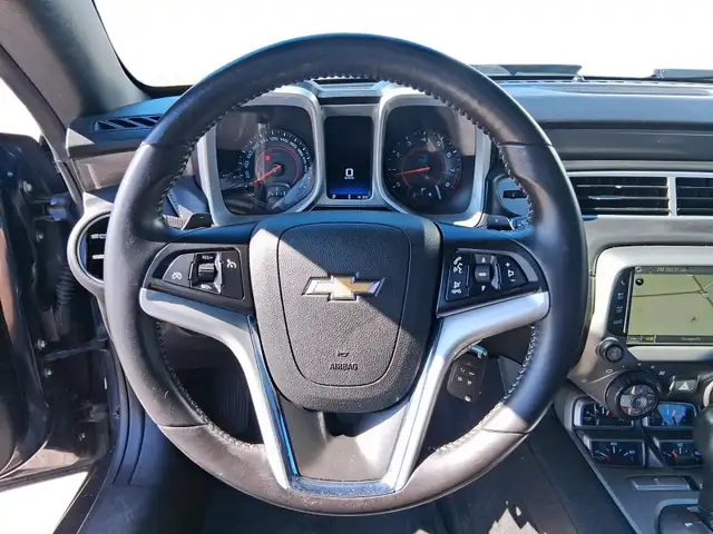 2015 Chevrolet Camaro Coupe 2LT - Photo 12