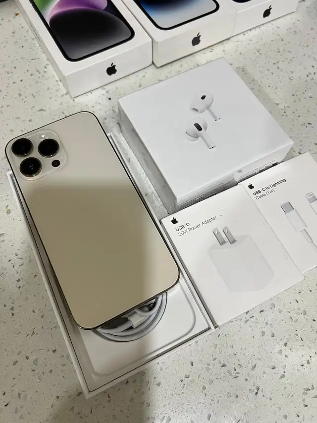 iPhone 14 Pro Max 1TB 86% batt Airpods/Charger/Delivery