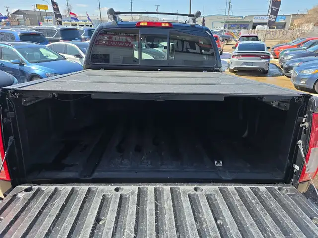 2017 Nissan Frontier - Photo 16