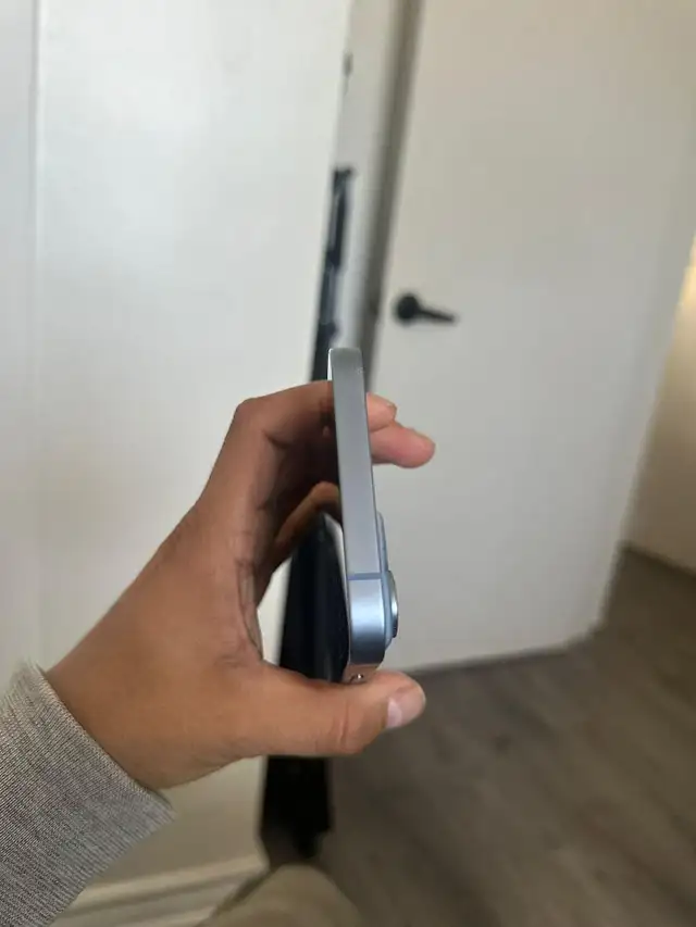 iPhone 14 plus 128gb 88% batt Airpods/Charger Set/Delivery - Photo 3