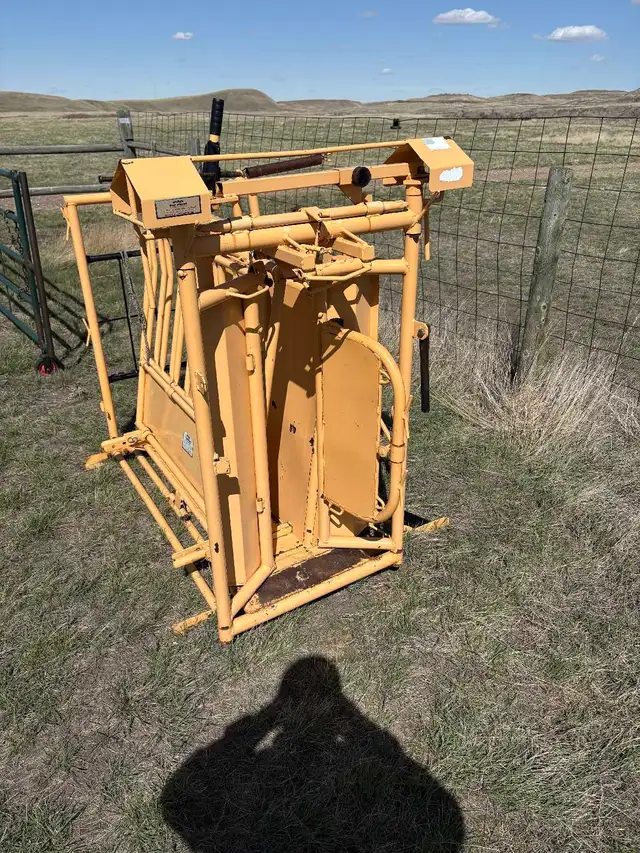 FOR-MOST Calf Table - Photo 4