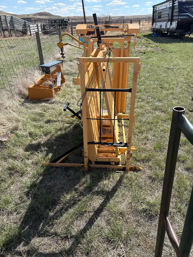 FOR-MOST Calf Table - Photo 6