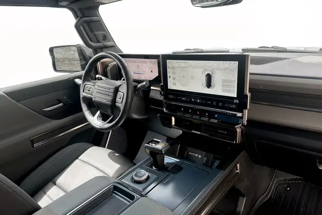 2024 GMC HUMMER EV SUV e4WD 4dr 2X - Photo 7
